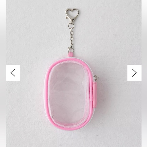 Urban Outfitters Clear Pouchette Keychain in Pink - Picture 2 of 5